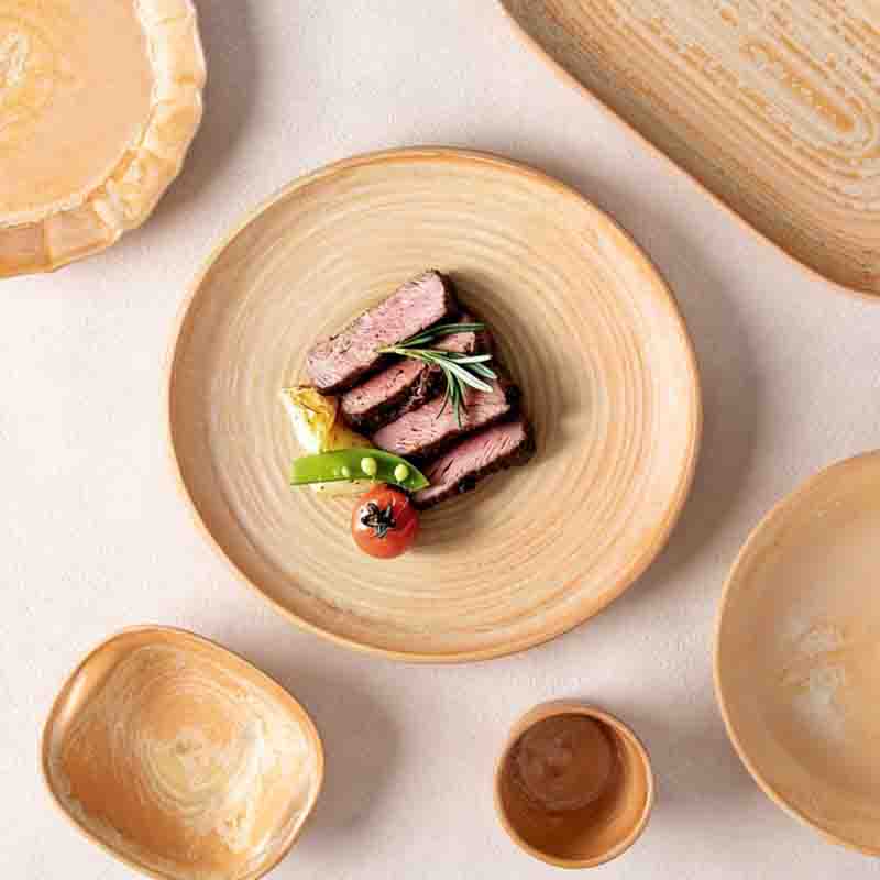 Hotel Dinnerware Set Assiette en porcelaine avec couverts en acier inoxydable pour les repas d'hôtel