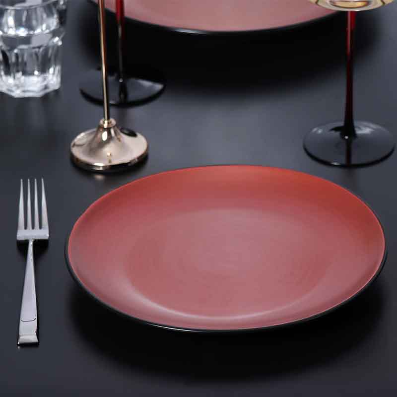 Porcelain Serving Plate Assiette en porcelaine rouge pour restaurant commercial