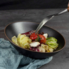 Bols en grès Plats à salade irréguliers noirs pour restaurant