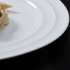 Grandes assiettes ovales en porcelaine, soutien aux restaurants bulgares
