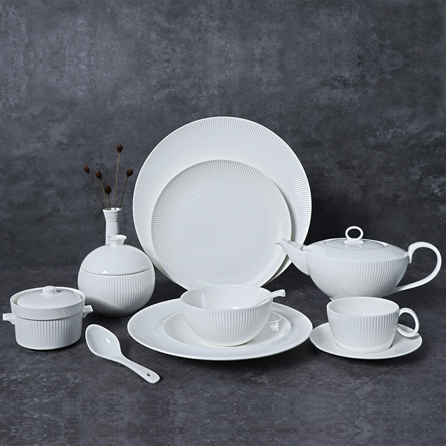 Assiettes en céramique de Restaurant, plats, vente en gros, assiettes de Restaurant, ensemble de vaisselle en porcelaine blanche