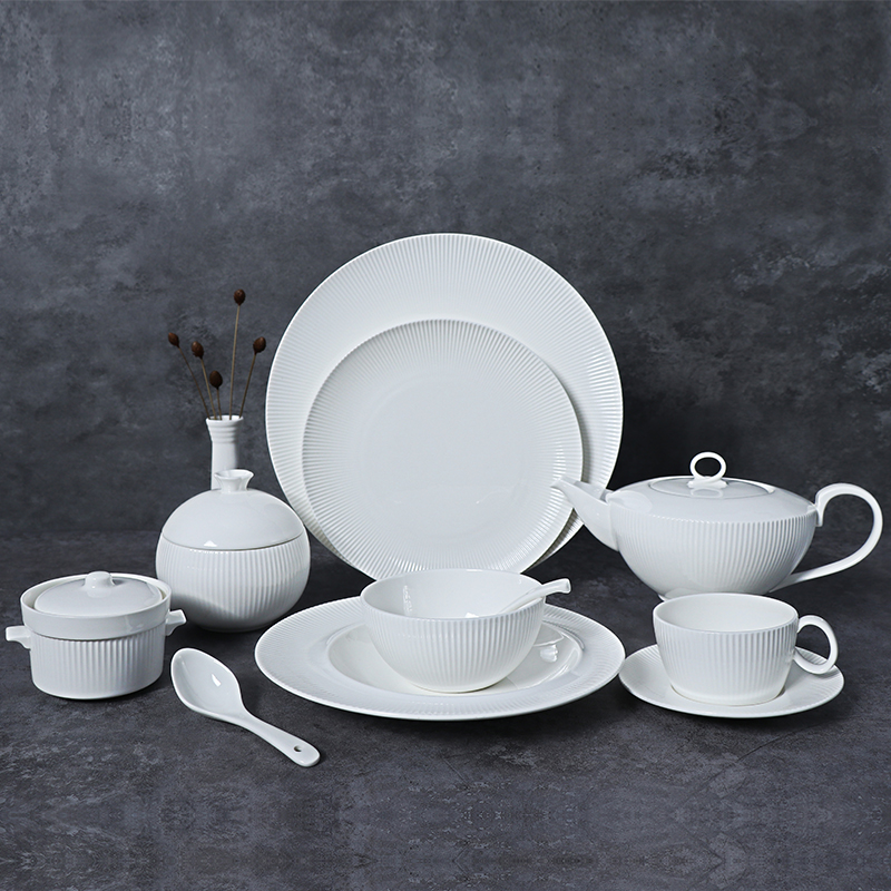 Assiettes en céramique de Restaurant, plats, vente en gros, assiettes de Restaurant, ensemble de vaisselle en porcelaine blanche