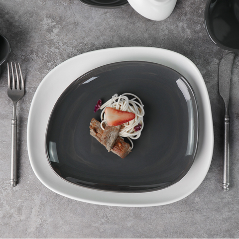 Vaisselle en porcelaine Eestaurant Terr tourbillon marques gris mat blanc assiette carrée irrégulière 