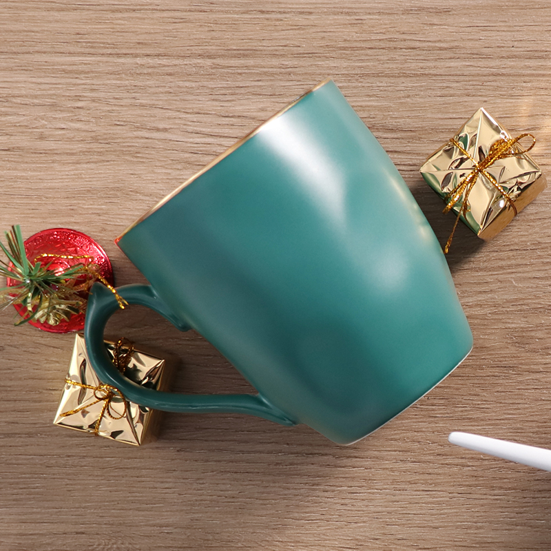 Tasses à bords dorés en porcelaine, tasses en céramique vertes de noël
