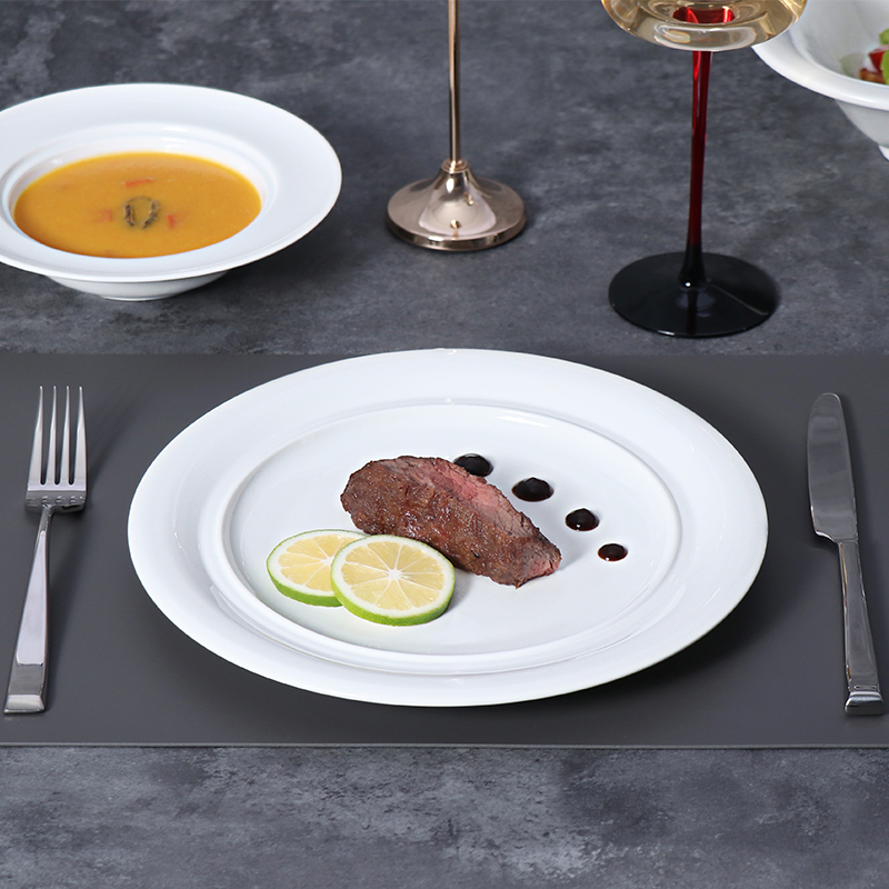 Assiette à Steak en porcelaine blanche de 12 pouces, assiette principale en céramique pour Restaurants, hôtels, cafés