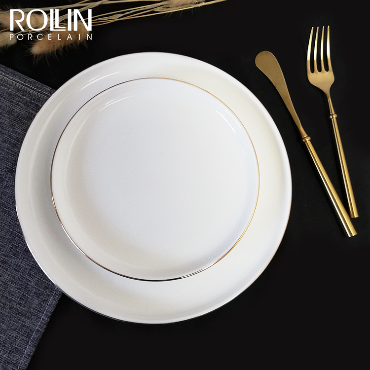 Assiette à dîner en céramique avec peinture dorée, vaisselle d'hôtel, vaisselle en porcelaine, décalcomanie dorée
