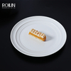 Les assiettes de dîner en porcelaine blanche moderne ont placé des plats en céramique pour les restaurants