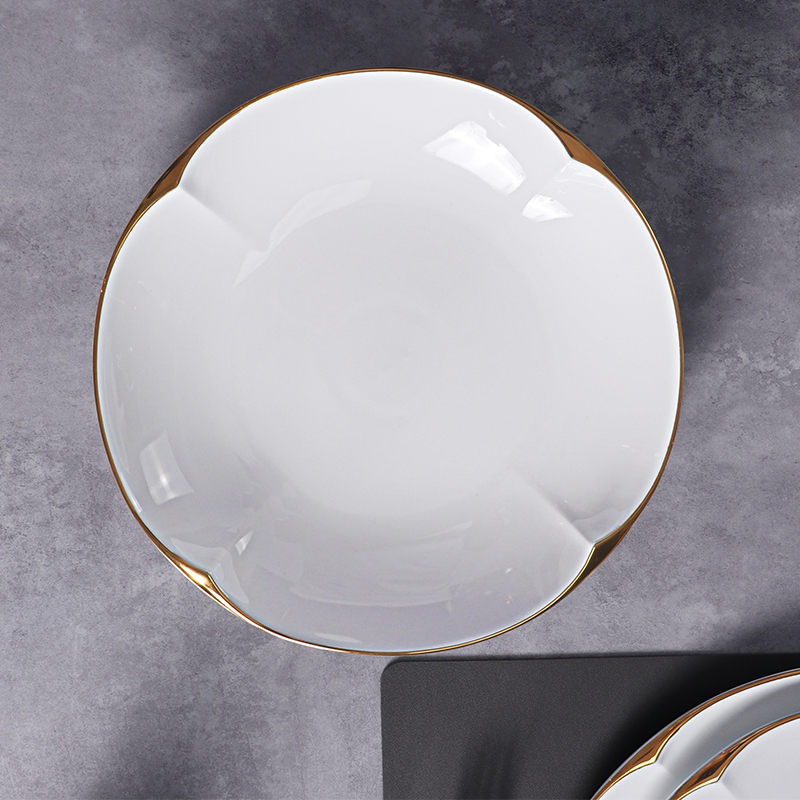 Ensemble d'assiettes en céramique blanche, vaisselle en porcelaine durable avec bordure dorée