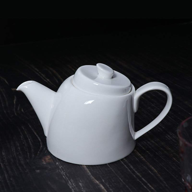 Soucoupe de tasse à café en céramique de conception de taille de dame ensemble de tasse à café en porcelaine blanche personnalisé