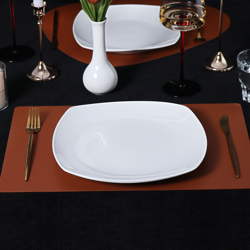 Assiette à dîner carrée en céramique, vaisselle blanche de Restaurant, assiette pliante en porcelaine blanche