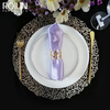 Assiette de dîner blanche de porcelaine de jante d'or de vaisselle de mariage pour l'événement 