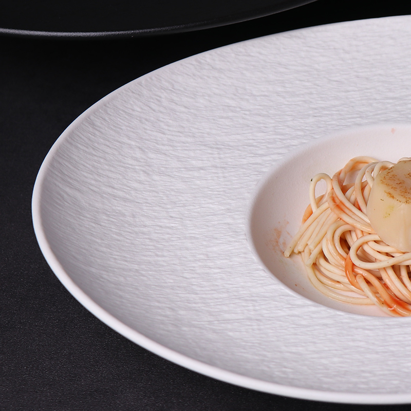 Assiette à salade ovale en porcelaine pour restaurants-150 ml
