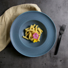 Assiette creuse ronde en porcelaine - Bleu royal