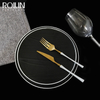 Service de table de Restaurant en céramique populaire au royaume-uni, vaisselle en porcelaine de forme ronde, service de table en grès gaufré sans danger pour les aliments 