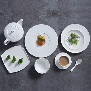 Nouveau Ensemble d'assiettes en porcelaine d'os assiettes commerciales
