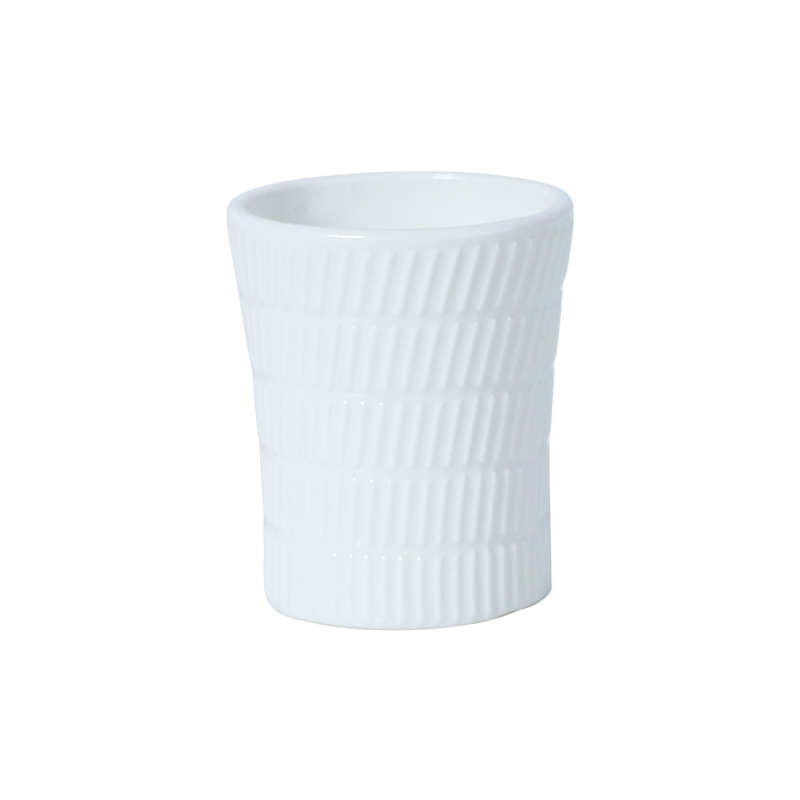 Ensemble de soucoupes à sel et poivre en porcelaine blanche
