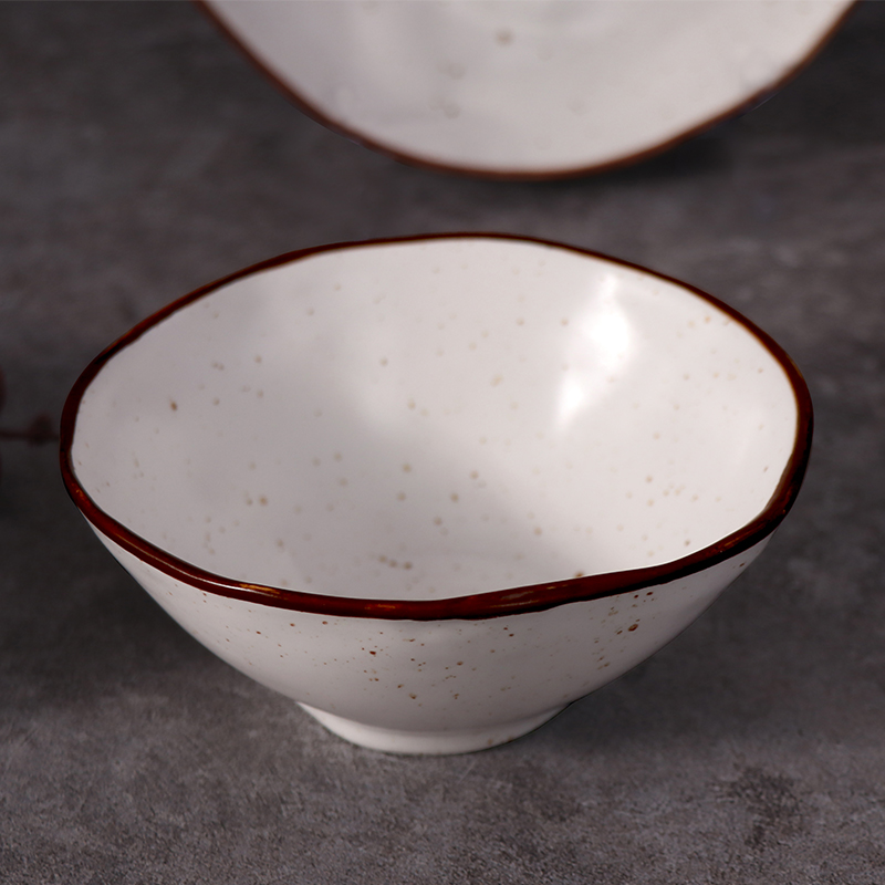 Vaisselle en porcelaine Bol artisanal moucheté Bol en céramique