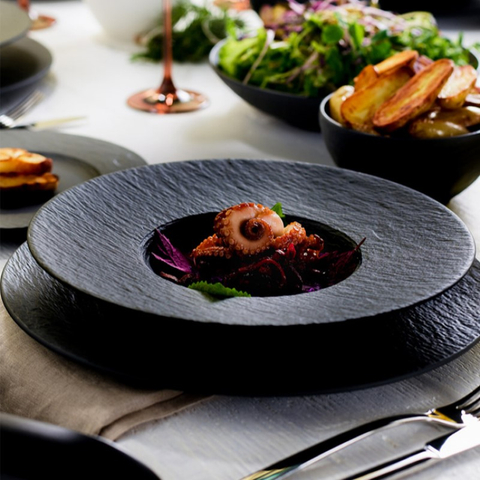 Assiette à pâtes en grès nordique pour restaurant étoilé Michelin