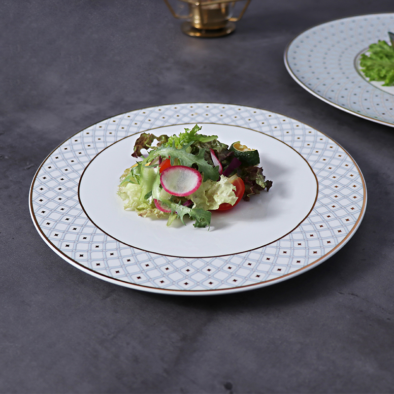 Fournitures de Noël Assiettes à dîner à bordure dorée Vaisselle en porcelaine fine en os