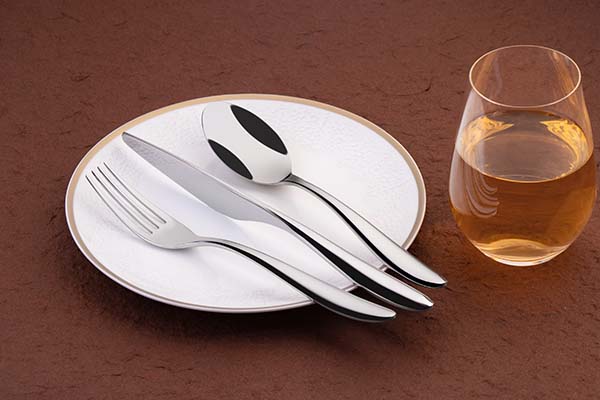 Couteaux de table en acier inoxydable