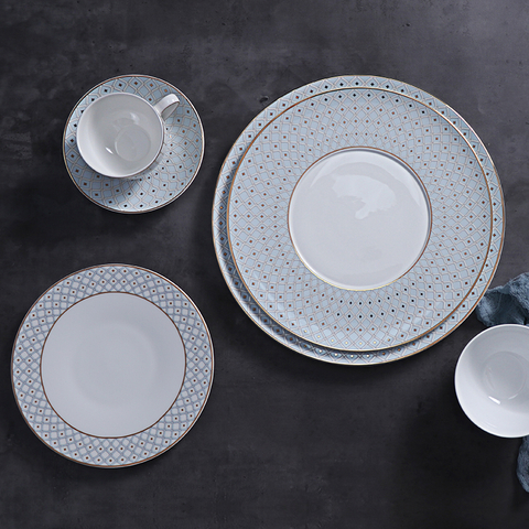 Vaisselle blanche en porcelaine tendre Vaisselle en porcelaine tendre