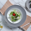 Assiettes et bols gris foncé, ensemble de salle à manger, tasse à café en porcelaine moderne, vaisselle de table, assiette de luxe en céramique pour dîner de Restaurant