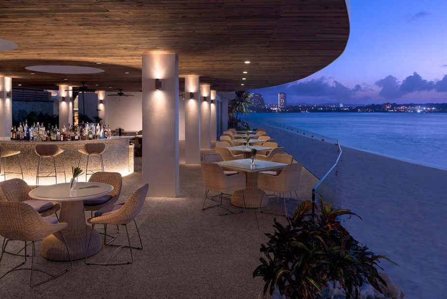 Restauration - Dusit Thani Guam Resort (2)