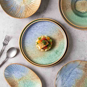 Ensemble d'assiettes d'hôtel du fournisseur de vaisselle en porcelaine